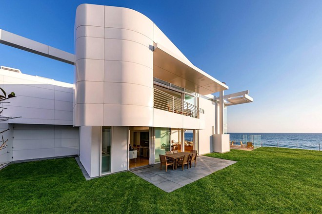 Dinh thự tại Malibu của tỉ phú Eli Broad có giá 75 triệu USD